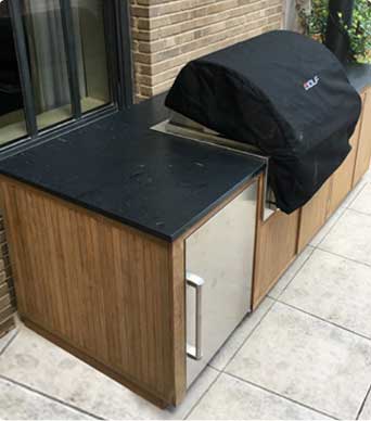VALONGO BLACK™ Honed 3 cm Outdoor Grill